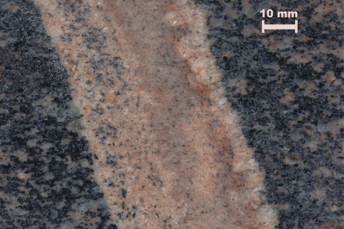 Aplite specimen - rock identification