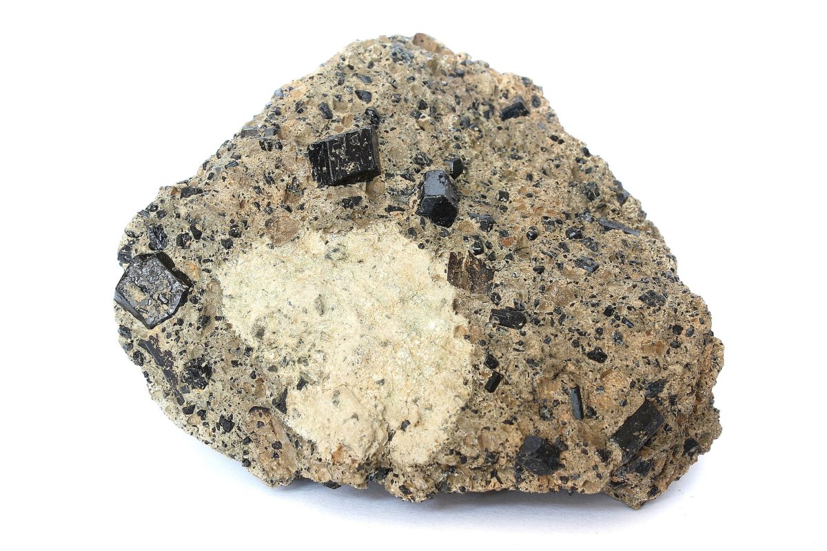 Kaersutite specimen - rock identification