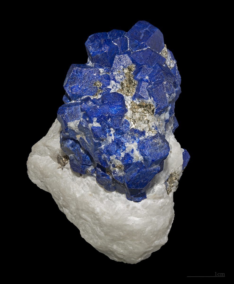 Lazurite specimen - rock identification