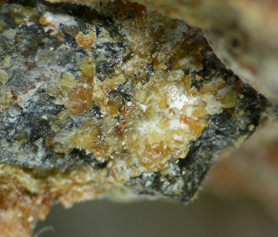 Mundite specimen - rock identification