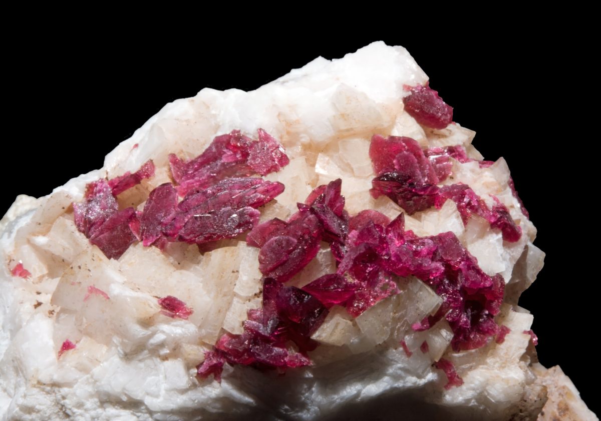 Roselite specimen - rock identification