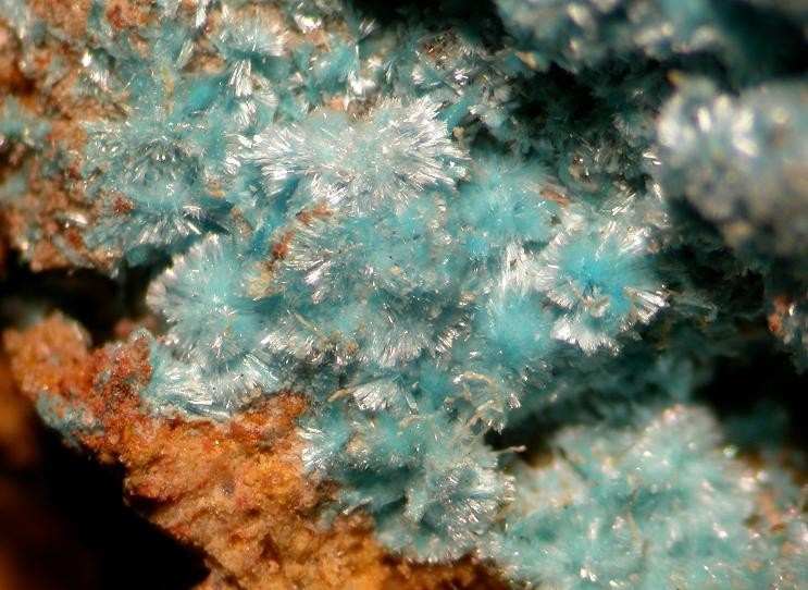 Serpierite specimen - rock identification