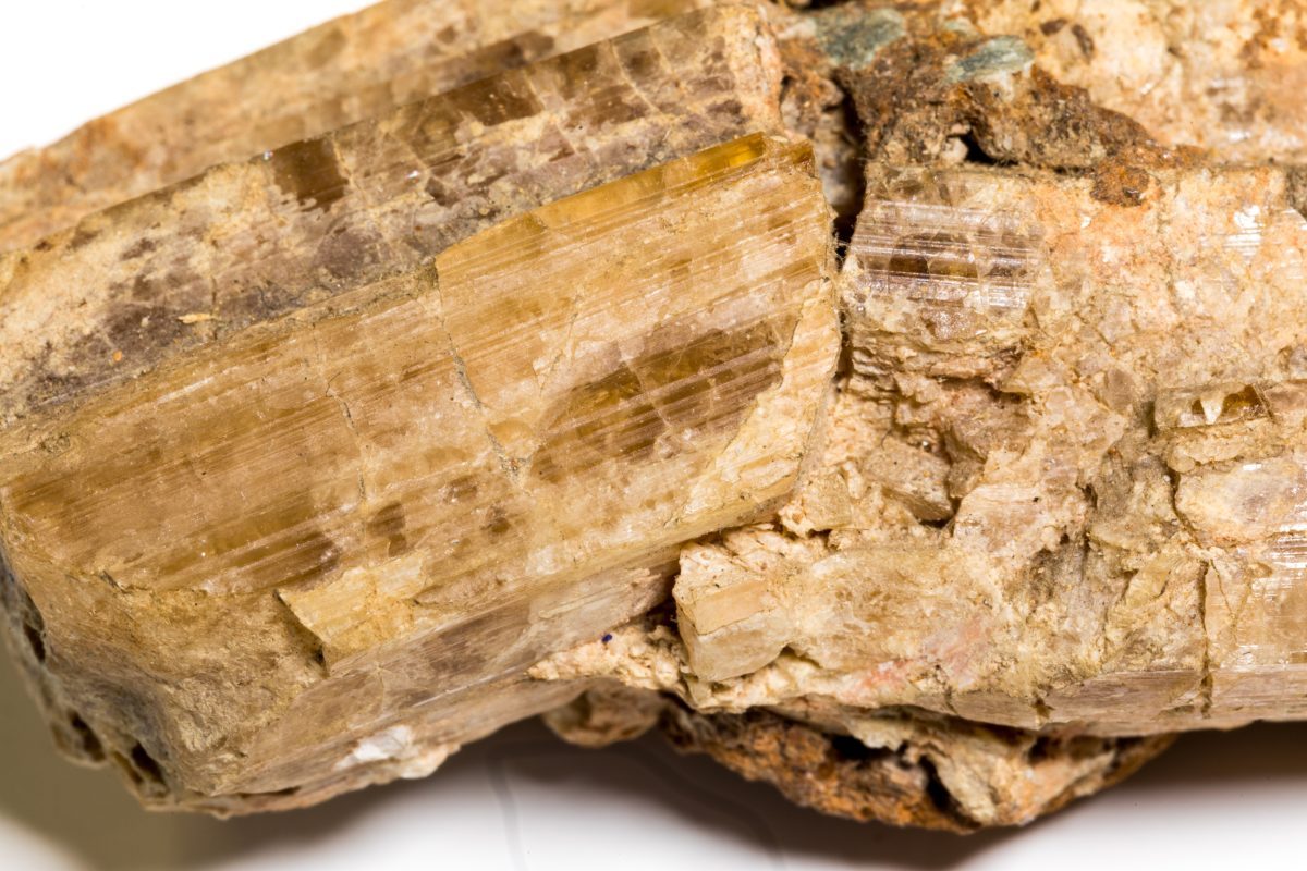 Wagnerite specimen - rock identification