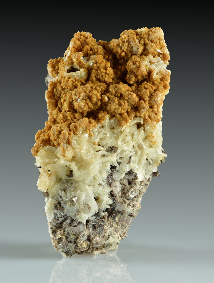 Zanazziite specimen - rock identification