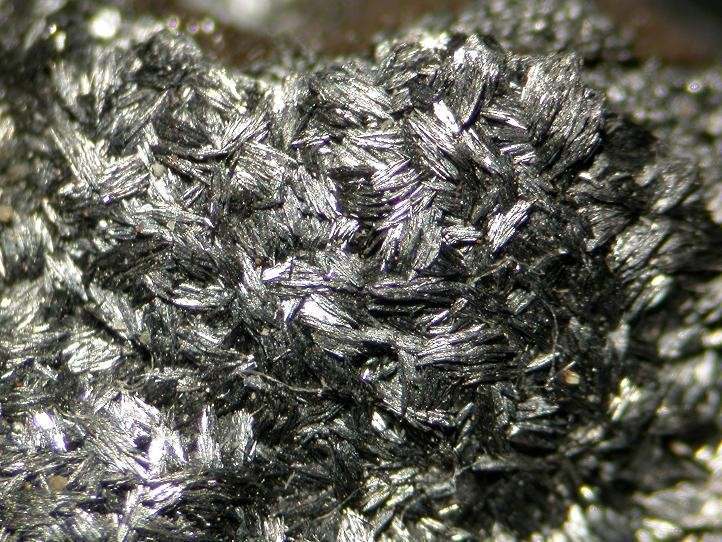 Pääkkönenite specimen - rock identification